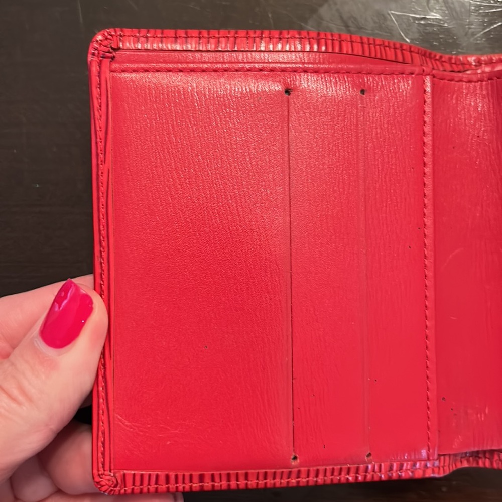 Authentic Louis Vuitton Red Epi compact wallet - Picture 6 of 12